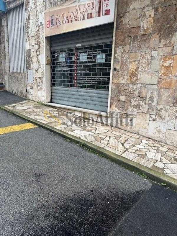 ufficio in affitto a Genova in zona Pegli