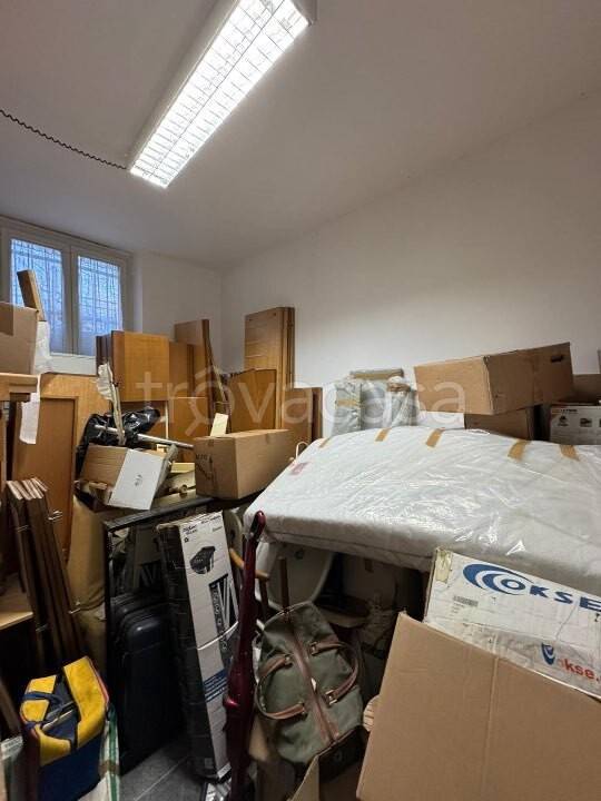 negozio in affitto a Genova in zona Sestri Ponente