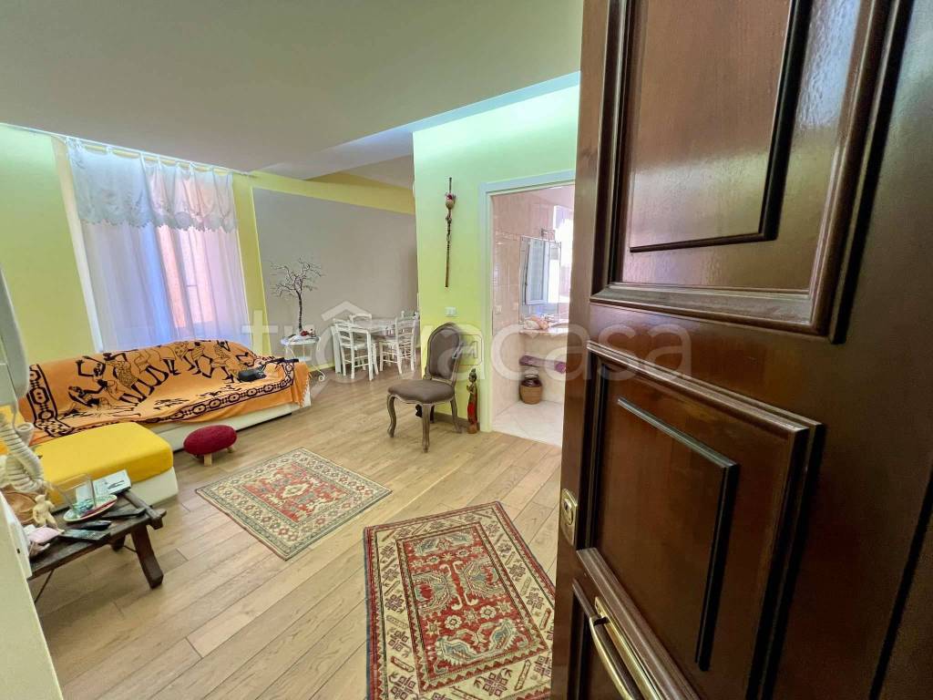 appartamento in affitto a Genova in zona Sestri Ponente