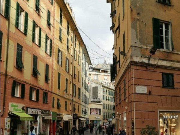appartamento in affitto a Genova in zona San Vincenzo