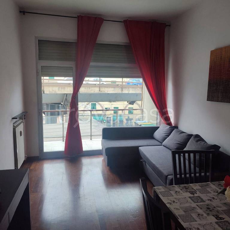 appartamento in affitto a Genova in zona Sottoripa / Maddalena / Molo