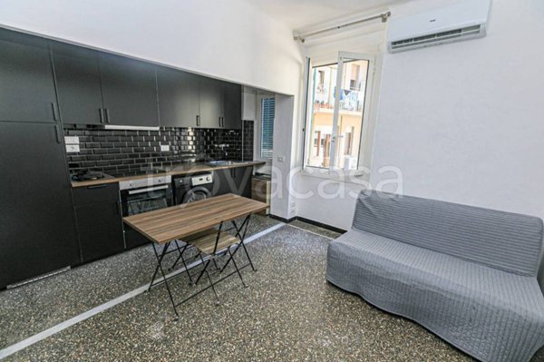 appartamento in affitto a Genova in zona Sottoripa / Maddalena / Molo