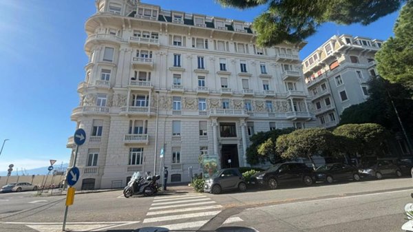 ufficio in affitto a Genova in zona Carignano