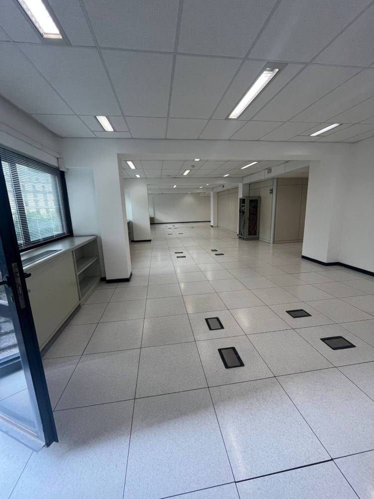 ufficio in affitto a Genova in zona Portoria / Piccapietra