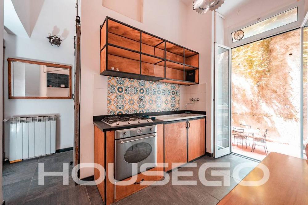 appartamento in affitto a Genova in zona Castelletto