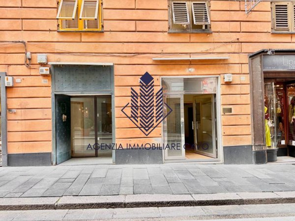 negozio in affitto a Genova