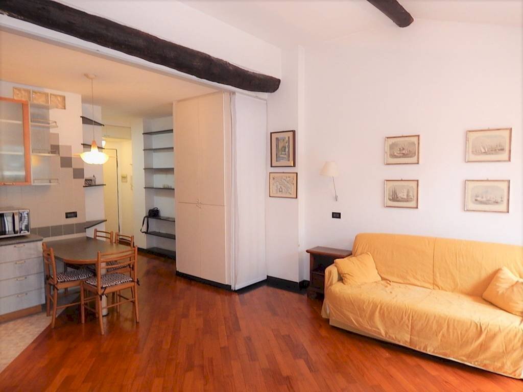 appartamento in affitto a Genova in zona Centro Storico
