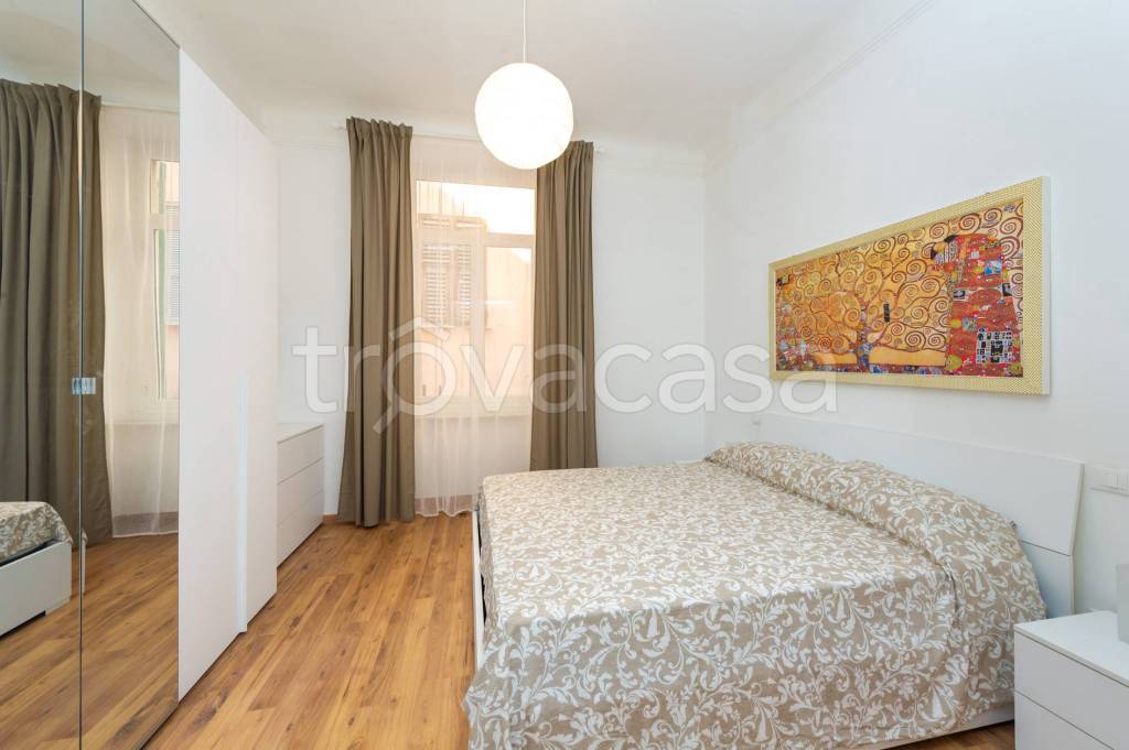 appartamento in affitto a Genova in zona Sottoripa / Maddalena / Molo