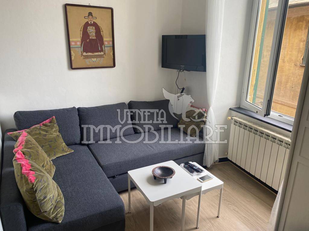 appartamento in affitto a Genova in zona Sottoripa / Maddalena / Molo