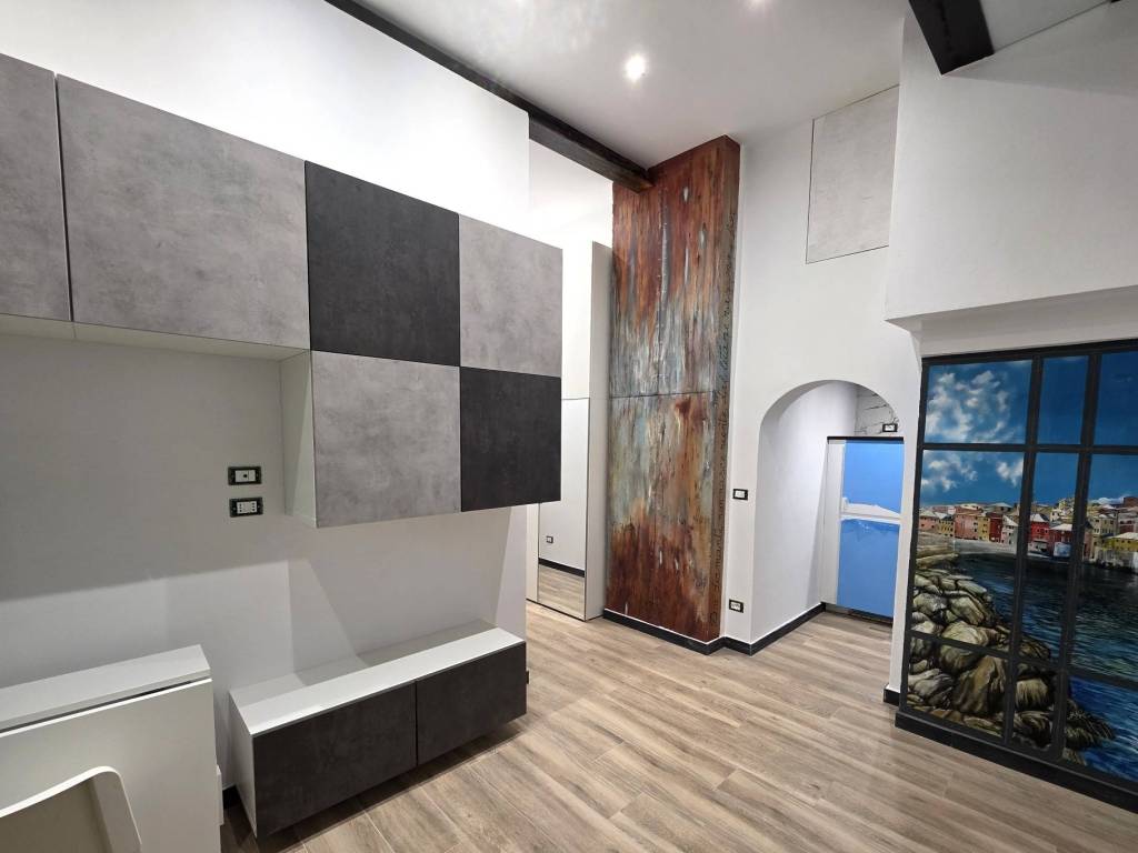 appartamento in affitto a Genova in zona Sottoripa / Maddalena / Molo