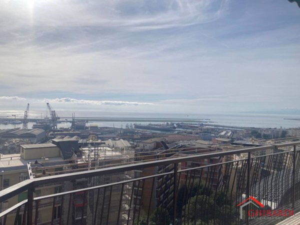 appartamento in affitto a Genova in zona Sestri Ponente