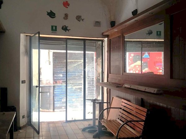 negozio in affitto a Genova in zona Centro Storico