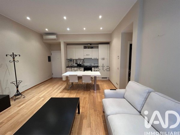 appartamento in affitto a Genova in zona Sottoripa / Maddalena / Molo