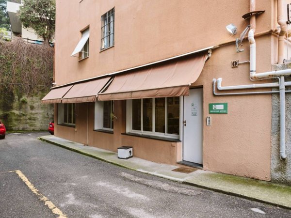 locale commerciale in affitto a Genova in zona Albaro