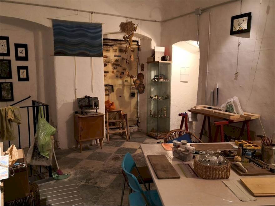 locale di sgombero in affitto a Genova in zona Centro Storico