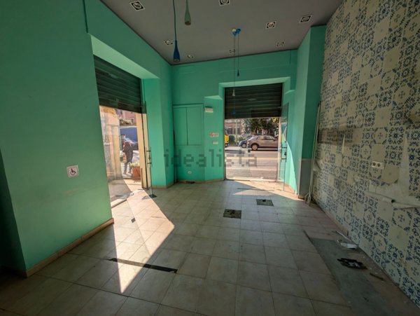 negozio in affitto a Genova in zona San Fruttuoso