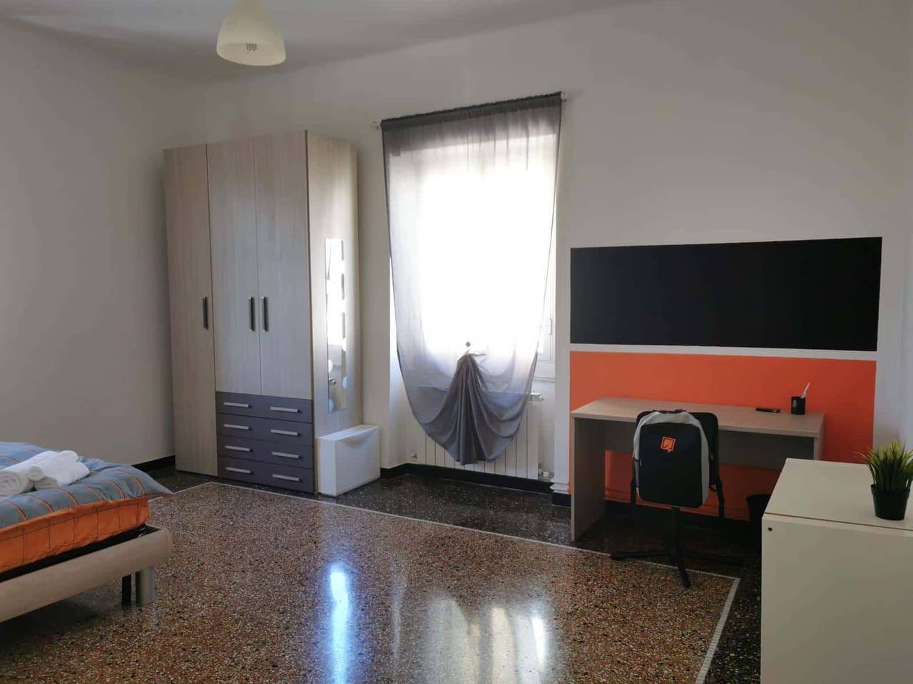 negozio in affitto a Genova in zona Castelletto