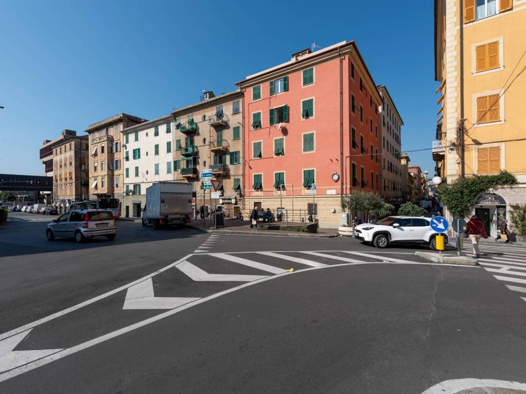 appartamento in affitto a Genova in zona Sestri Ponente