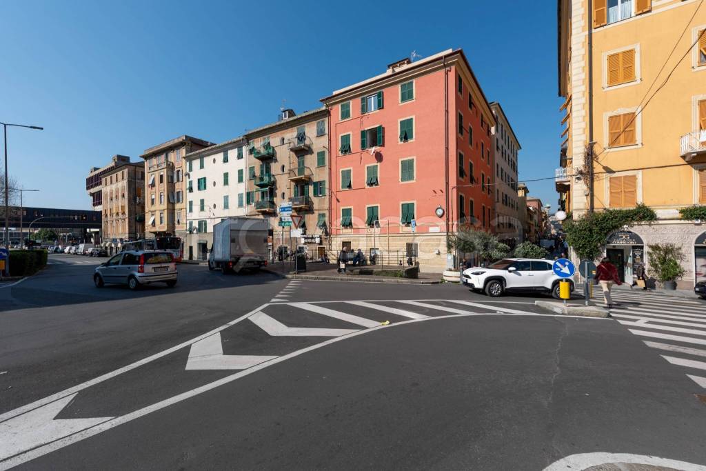 appartamento in affitto a Genova in zona Sestri Ponente