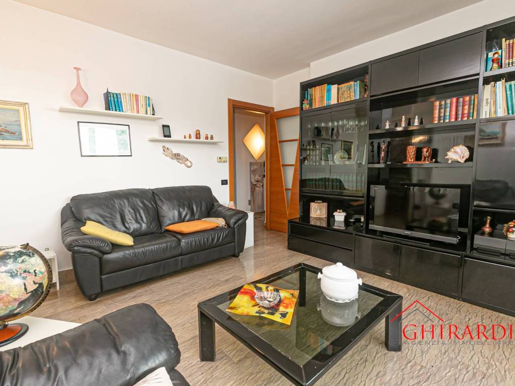 appartamento in affitto a Genova in zona Palmaro / Pra'