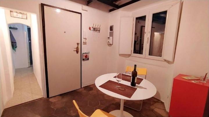 appartamento in affitto a Genova in zona Sottoripa / Maddalena / Molo