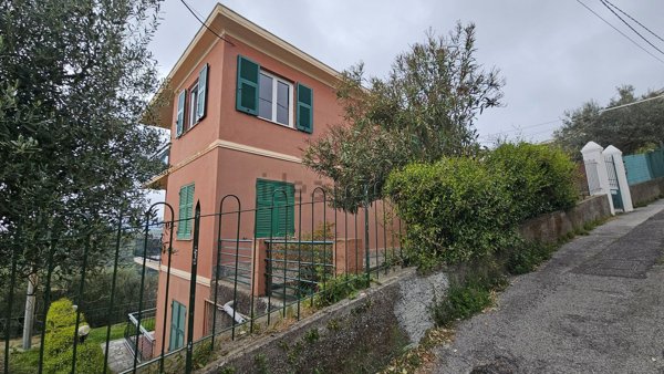 appartamento in affitto a Genova in zona Apparizione