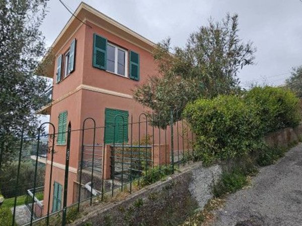 appartamento in affitto a Genova in zona Apparizione