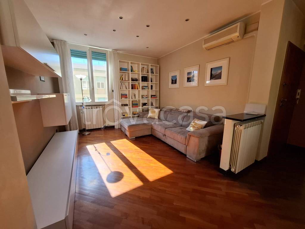 appartamento in affitto a Genova in zona Sestri Ponente