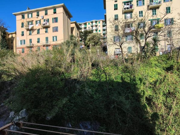 appartamento in affitto a Genova in zona Lagaccio / Granarolo