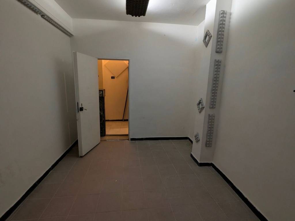 negozio in affitto a Genova in zona Centro Storico