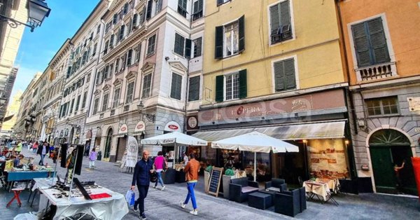 appartamento in affitto a Genova in zona Sottoripa / Maddalena / Molo