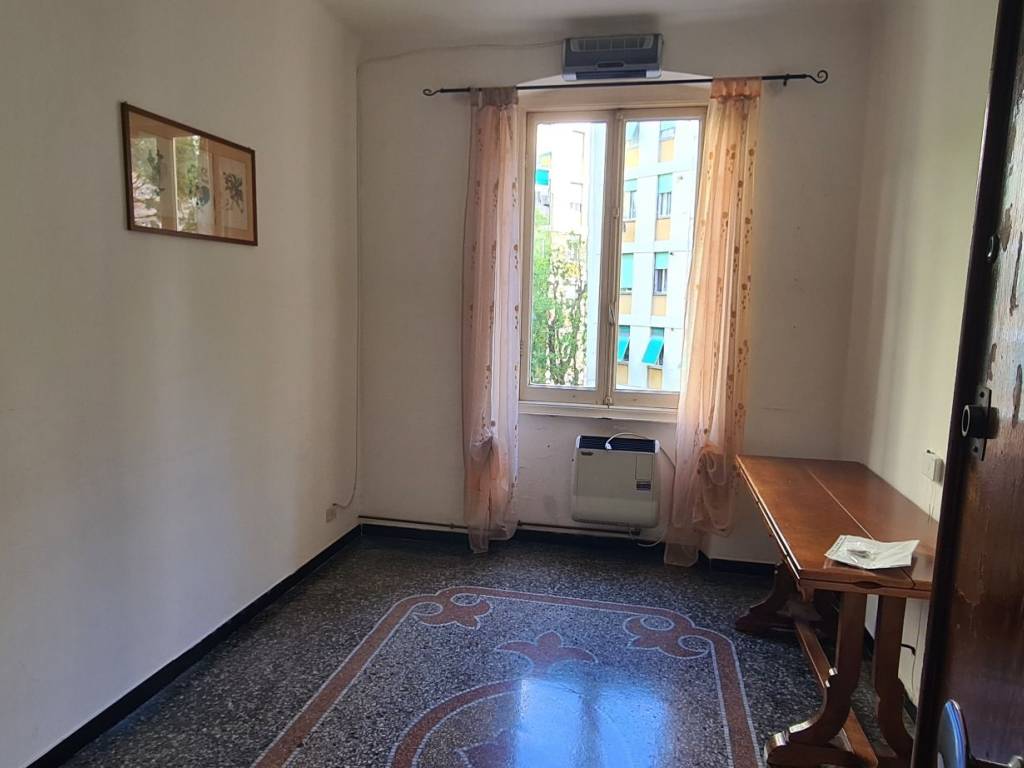 appartamento in affitto a Genova in zona Bolzaneto