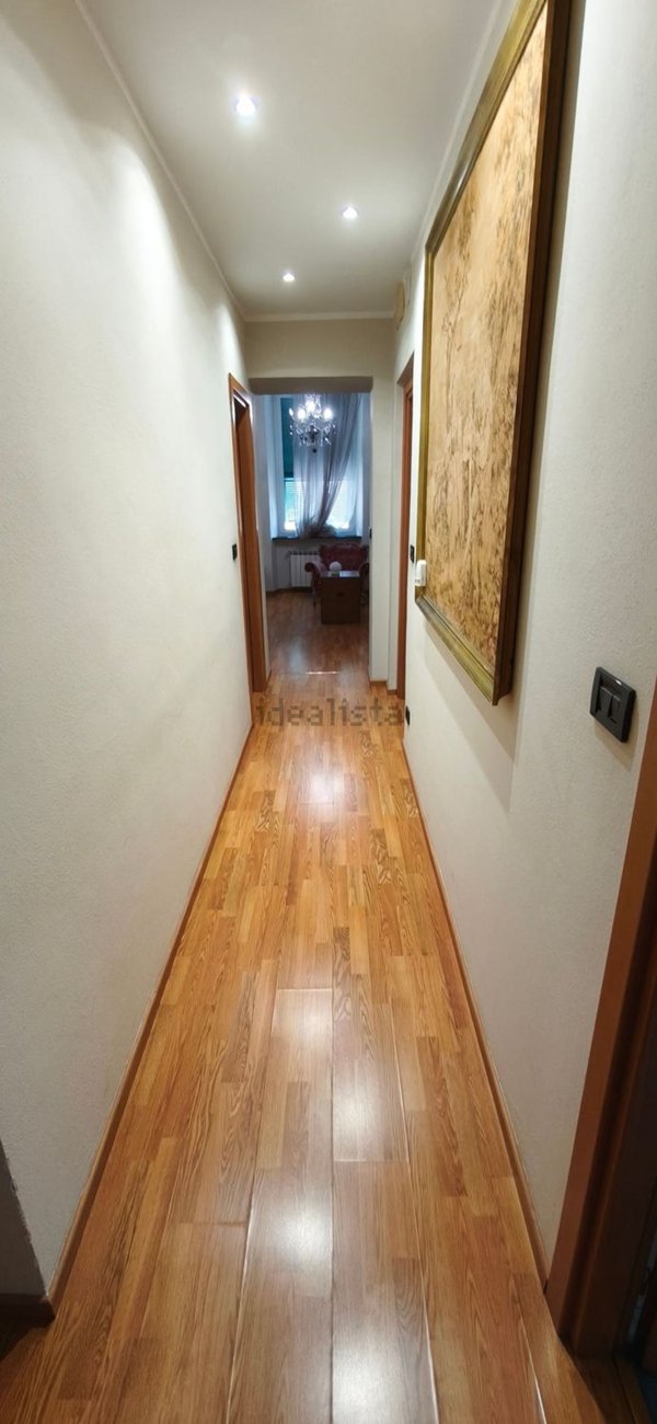 ufficio in affitto a Genova in zona Sestri Ponente