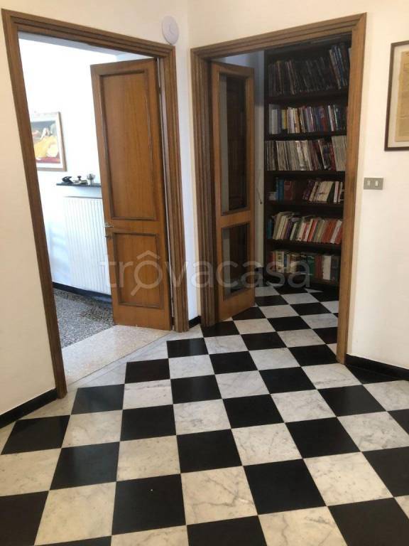 appartamento in affitto a Genova