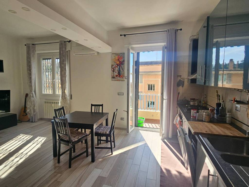 appartamento in affitto a Genova