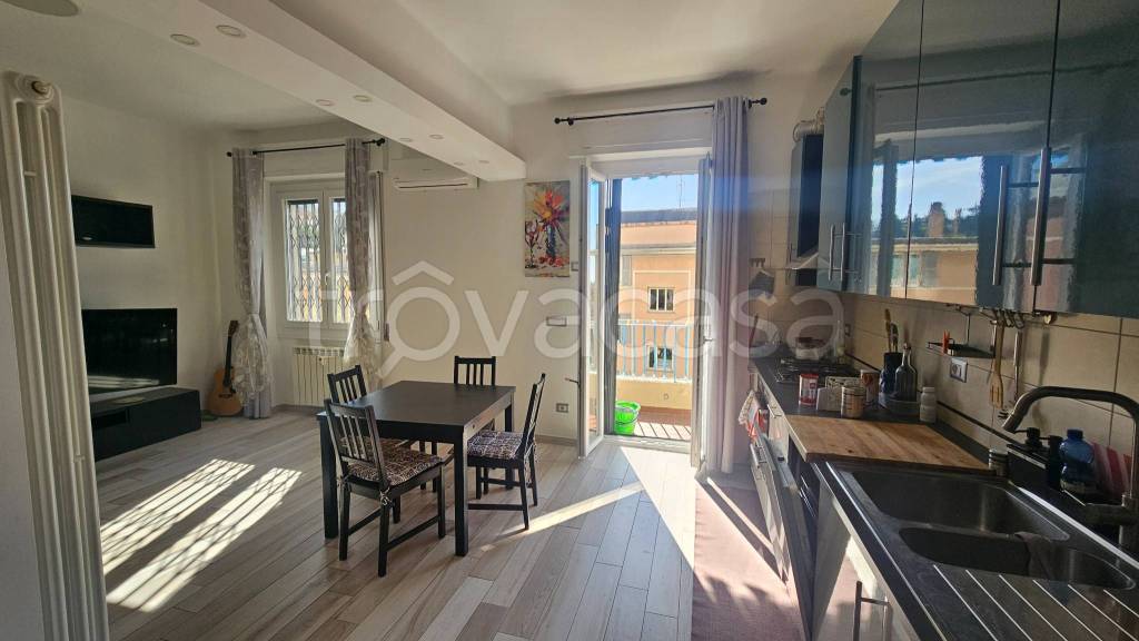 appartamento in affitto a Genova in zona Castelletto