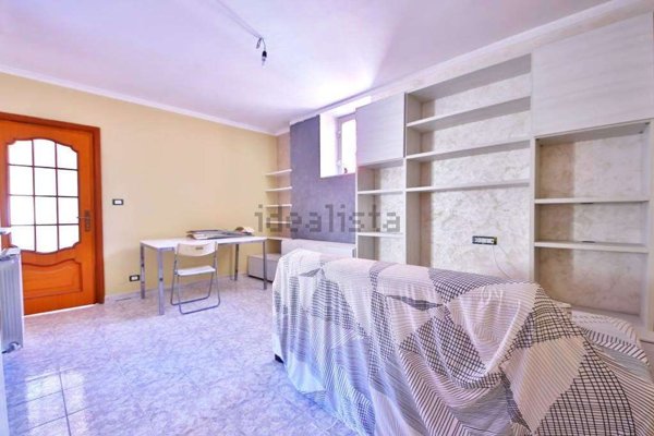 appartamento in affitto a Genova in zona Sestri Ponente