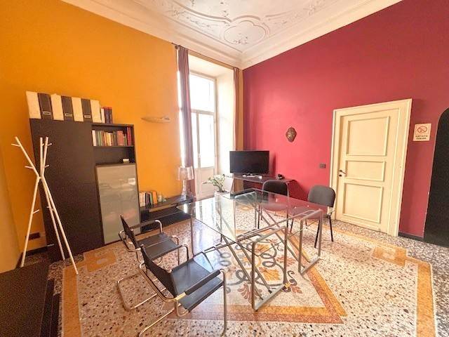 ufficio in affitto a Genova