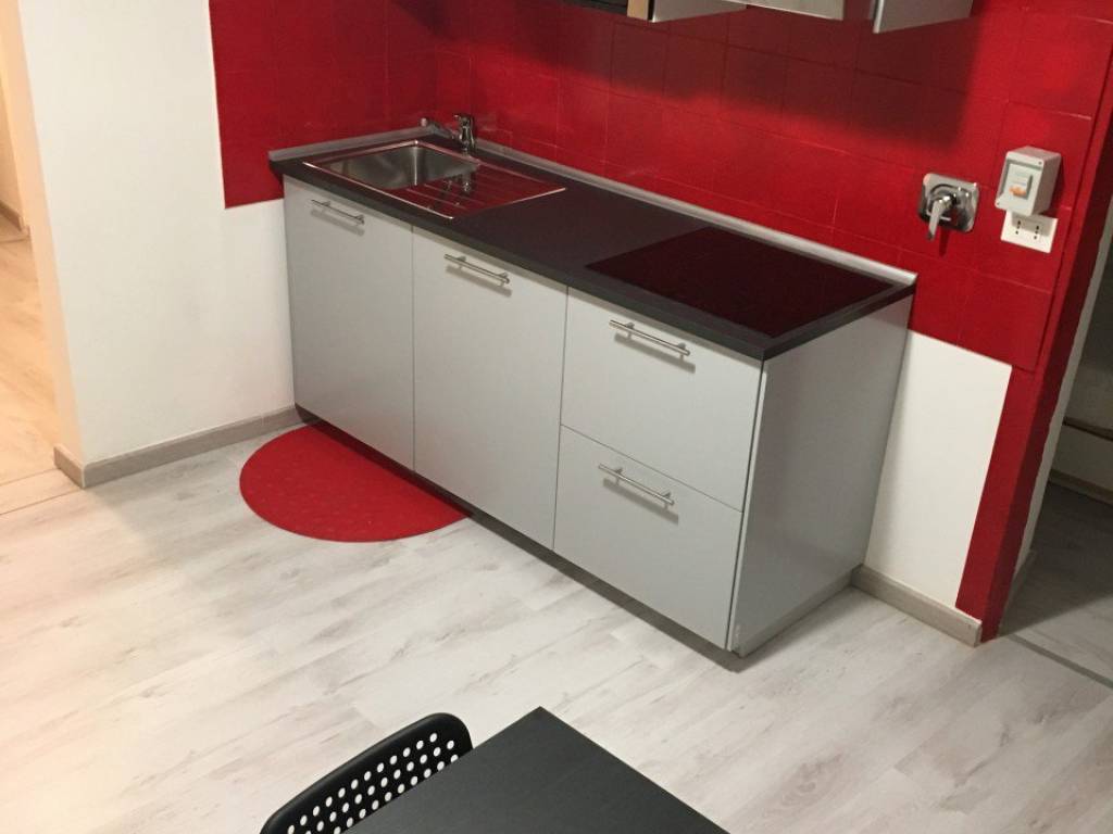 appartamento in affitto a Genova in zona Sottoripa / Maddalena / Molo