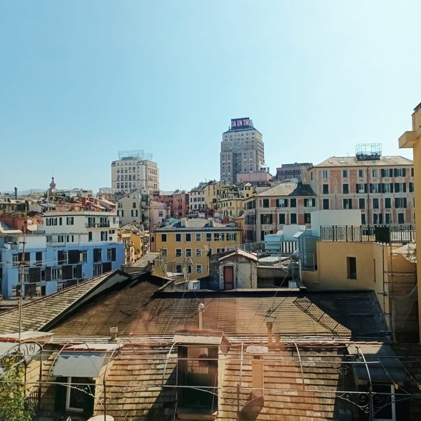 appartamento in affitto a Genova in zona Sottoripa / Maddalena / Molo