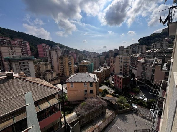 appartamento in affitto a Genova in zona Quezzi