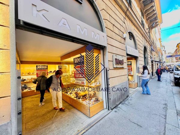 negozio in affitto a Genova