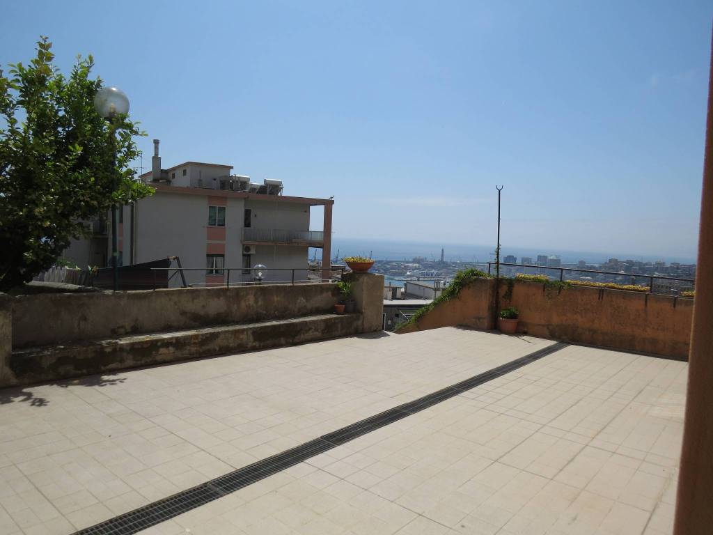 appartamento in affitto a Genova