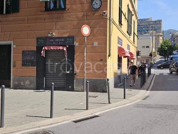 negozio in affitto a Genova in zona Sestri Ponente