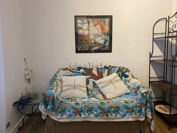 appartamento in affitto a Genova in zona Sottoripa / Maddalena / Molo