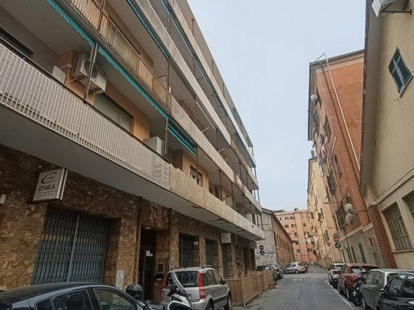 appartamento in affitto a Genova in zona Sestri Ponente