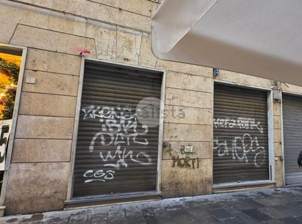 negozio in affitto a Genova in zona Centro Storico