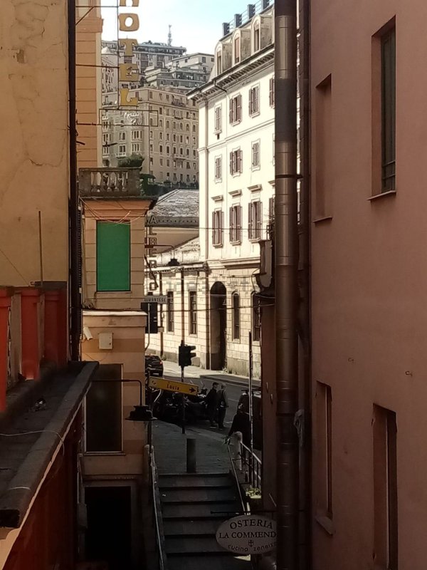 appartamento in affitto a Genova in zona Lagaccio / Granarolo