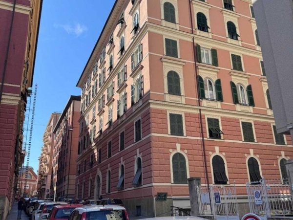 appartamento in affitto a Genova in zona Carignano