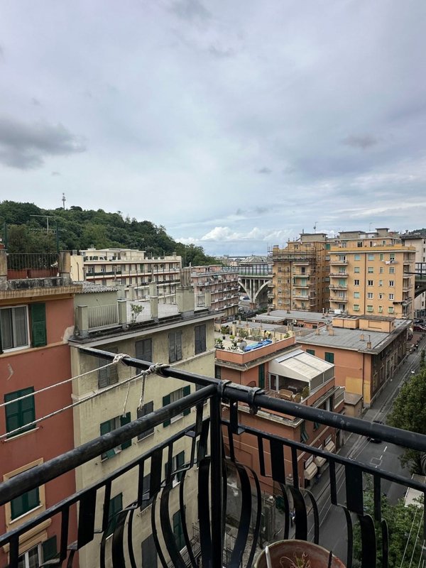 appartamento in affitto a Genova in zona Rivarolo